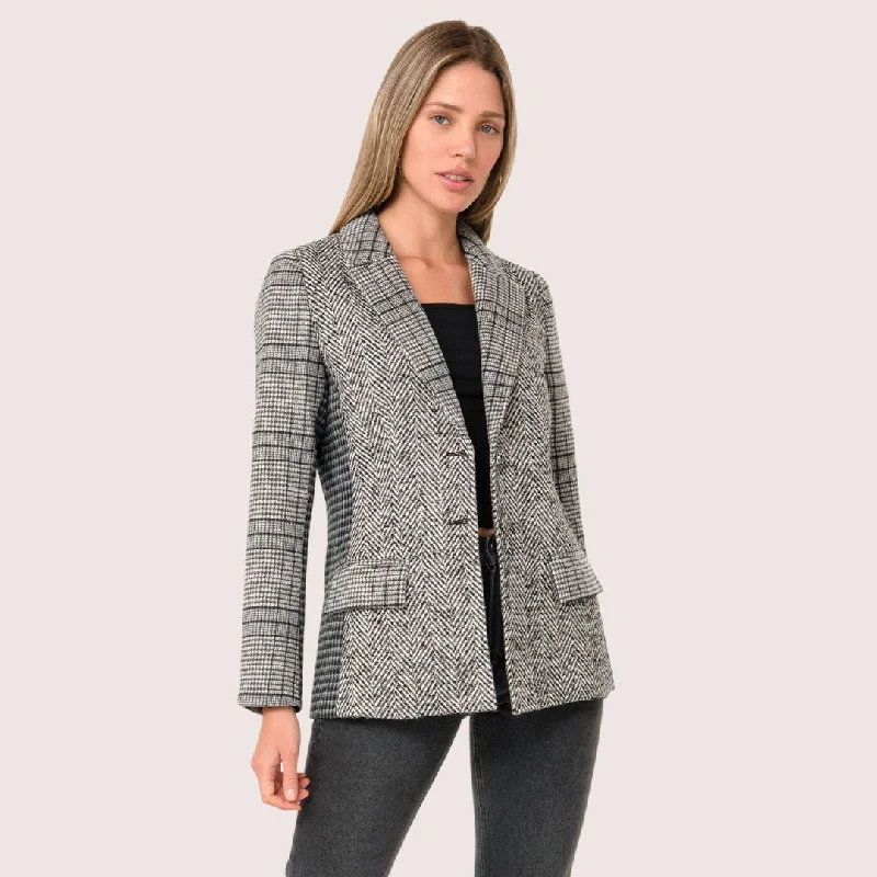 Blakely Patchwork Plaid Blazer (Cream + Black) Women's Classic Blazer