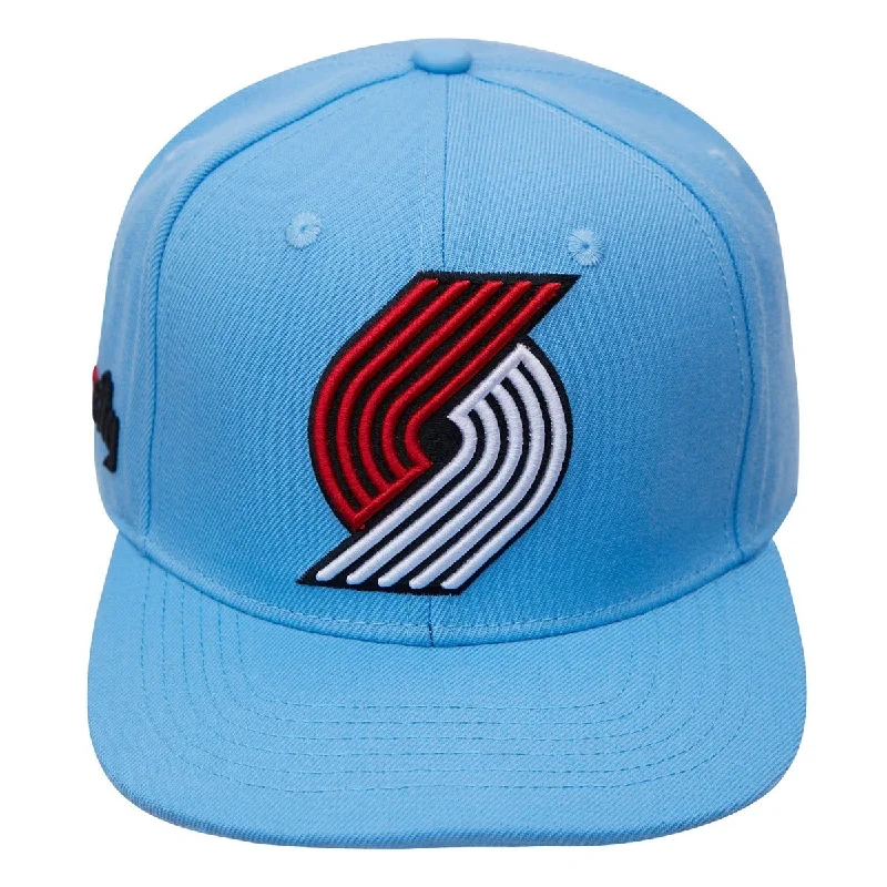 NBA PORTLAND TRAIL BLAZERS CLASSIC LOGO UNISEX SNAPBACK HAT (UNIVERSITY BLUE) Women's Designer Suit
