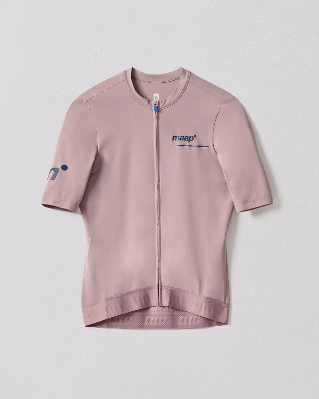 Pale Raisin