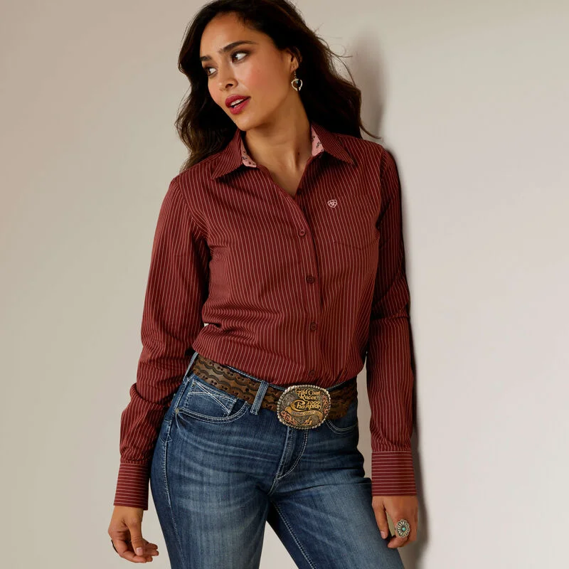 Women's Ariat Wrinkle Resist Kirby Stretch Shirt Fashionable Trendy Casual