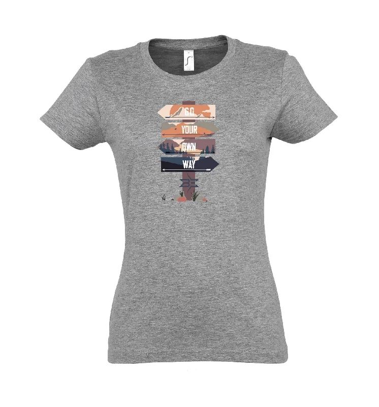 GO YOUR WAY ARCHERY WOMEN'S T-SHIRT Asymmetrical Pockets Print