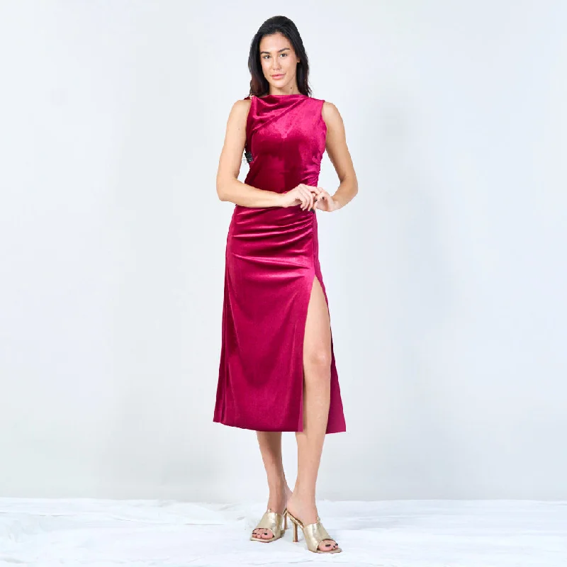 DARKMAGENTA