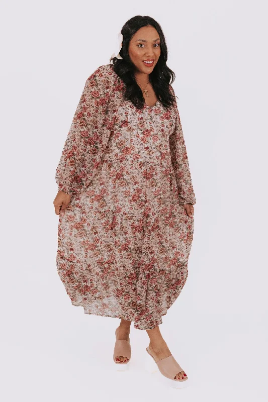 PLUS SIZE - Closer To Love Dress