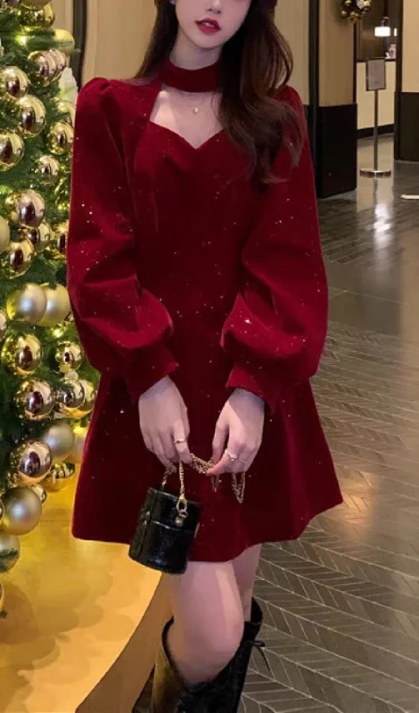 LONG SLEEVE GOLD VELVET MINI DRESS IN RED Tunics Fashionable trendy