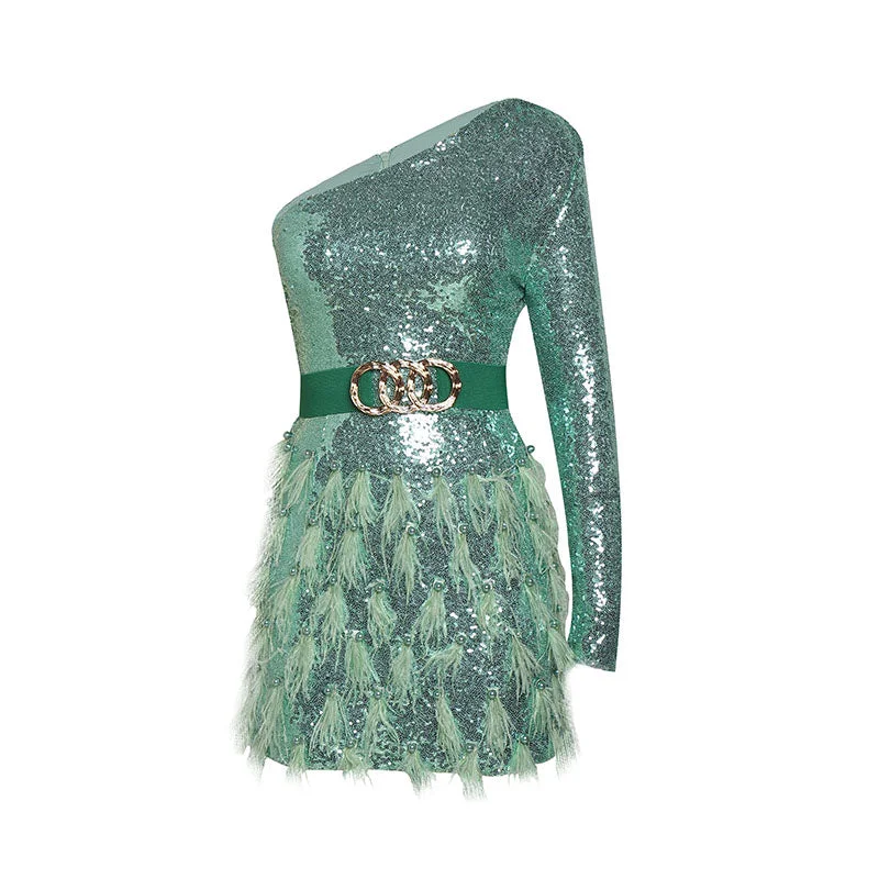 GREEN