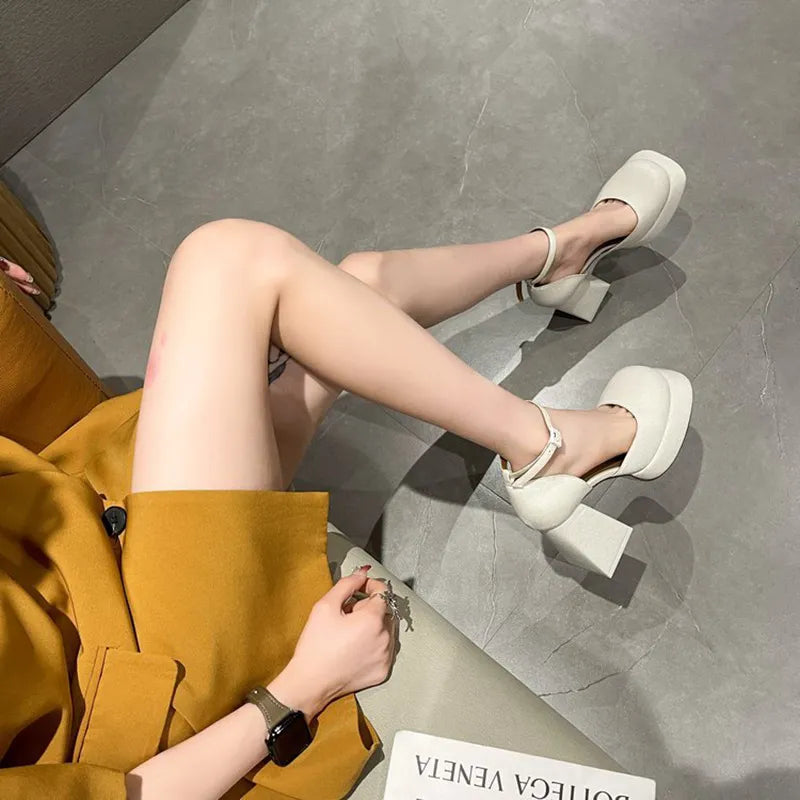 white pu