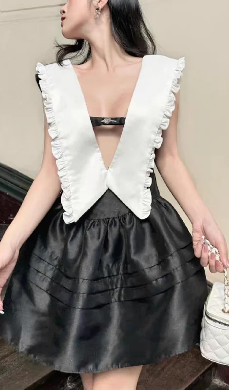 V-NECK CUTOUT RUFFLES MINI DRESS Shift Classic Vintage